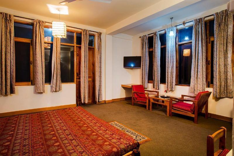 Hotel Manali Continental Exterior photo